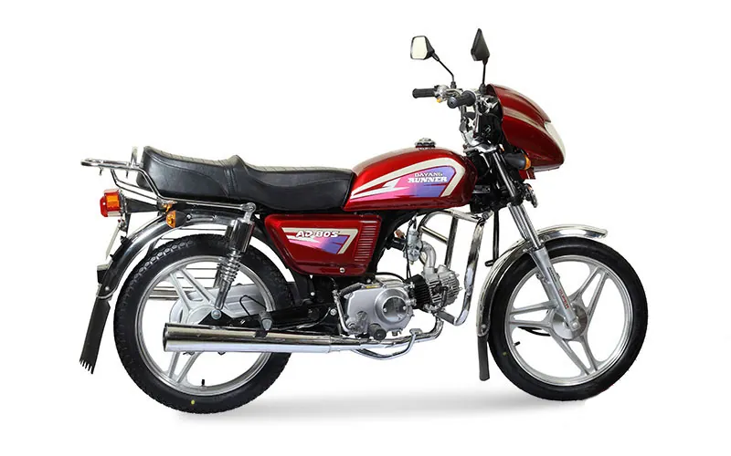 Runner AD80S Alloy 80, front three-quarter view